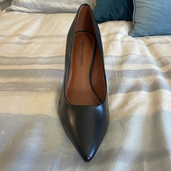 (SOLD)Christian Siriano leather heels - Picture 4 of 6